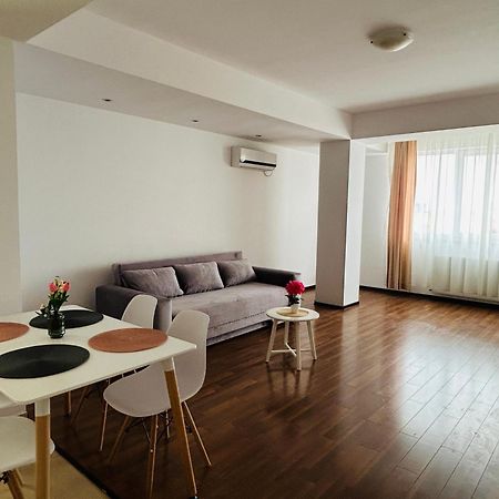 Catalina Summerland Apartaments Mamaia Nord 외부 사진