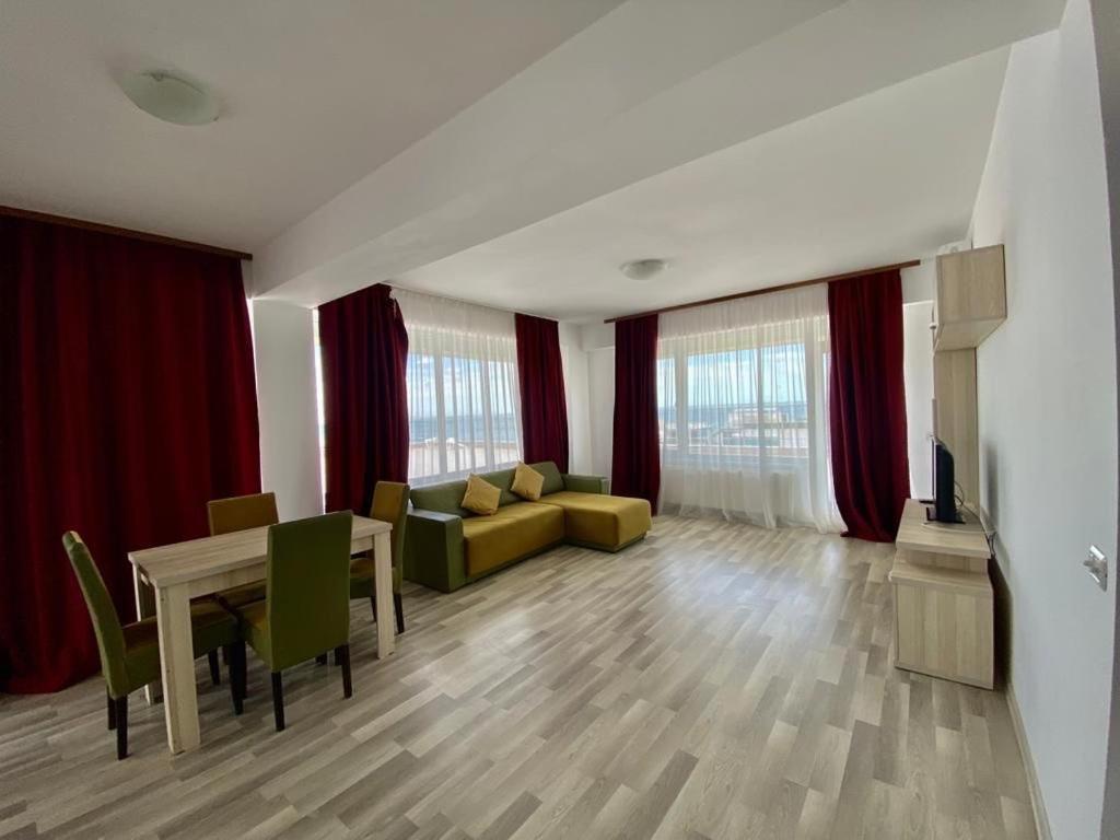 Catalina Summerland Apartaments Mamaia Nord 외부 사진