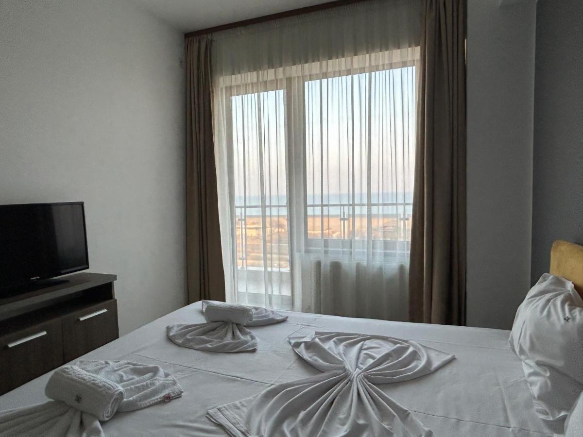 Catalina Summerland Apartaments Mamaia Nord 외부 사진